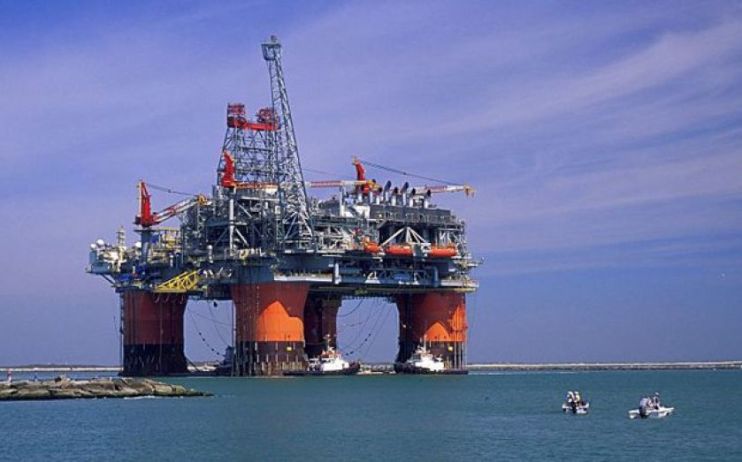 Energy giants BP and Shell unveiled sharp downturns in their usual earnings last week in a rocky third quarter for the sector,
