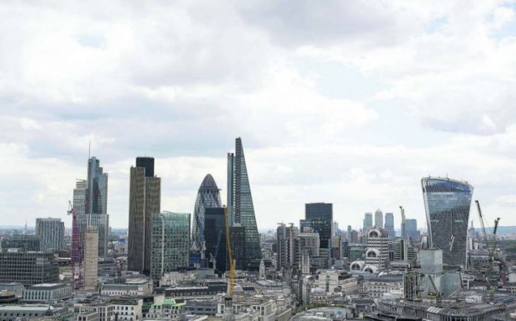 The FTSE 100 dropped sharply this morning, giving up yesterday's gains amid fears of a rise in inflation and weak performance from heavyweight stocks.