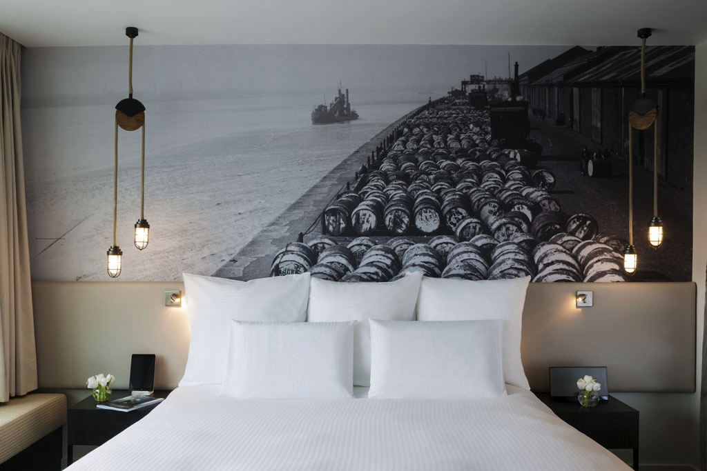 Pullman bedroom