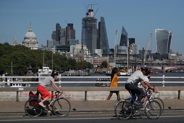 Foreign workers are increasingly put off applying for jobs in Canada and UK finance, jobs site indeed said.