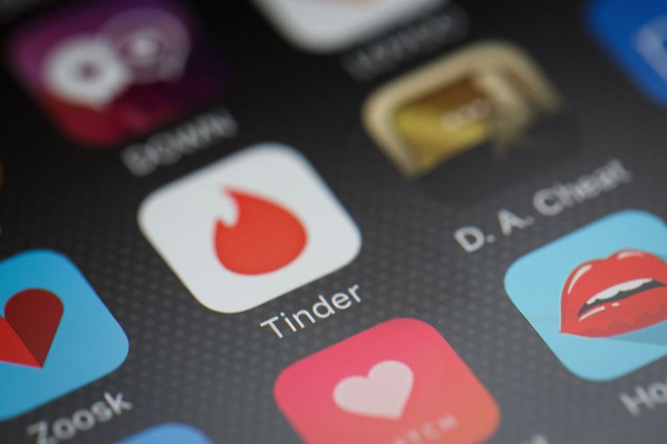 The boss of dating app challenger Thursday has apologised to employees after he received backlash for a LinkedIn post.