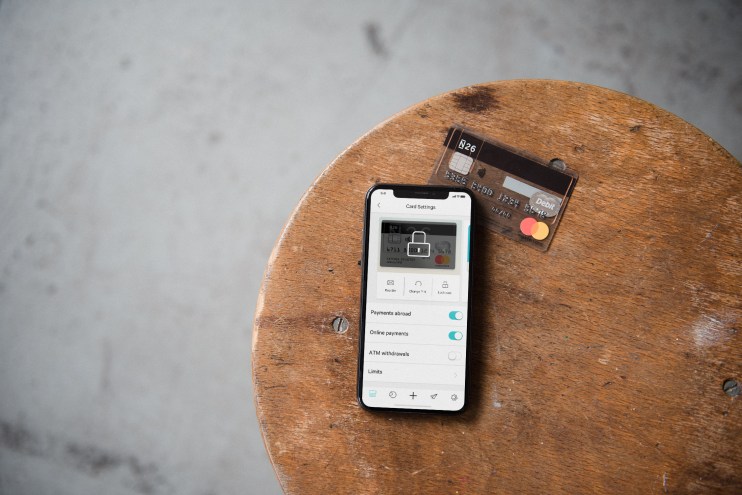 N26