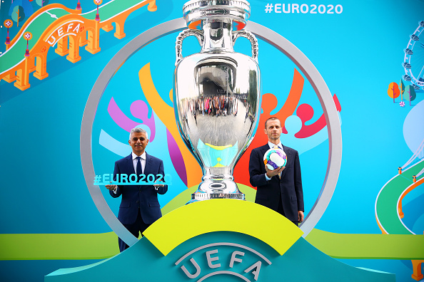 LONDON, ENGLAND - SEPTEMBER 21: (L-R) Mayor of London Sadiq Khan and UEFA President Aleksander Ceferin pose during the UEFA EURO 2020 launch event for London at City Hall on September 21, 2016 in London, England. (Photo by Dan Istitene/Getty Images)