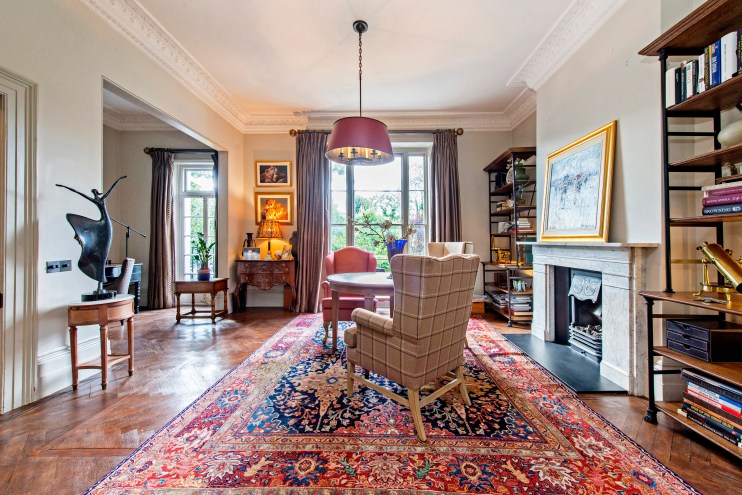 Loudoun Road house