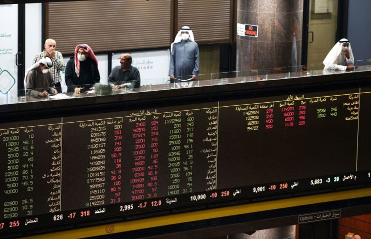 Oil prices have continued to fall this afternoon amid fears that proposed cuts to production will not go far enough to stabilise prices, which have been in freefall due to the coronavirus pandemic.