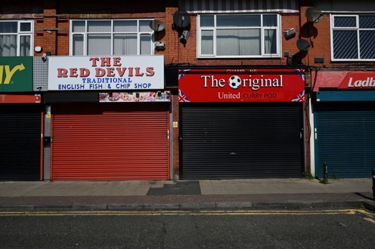 UK economy suffers unprecedented slump amid coronavirus lockdown