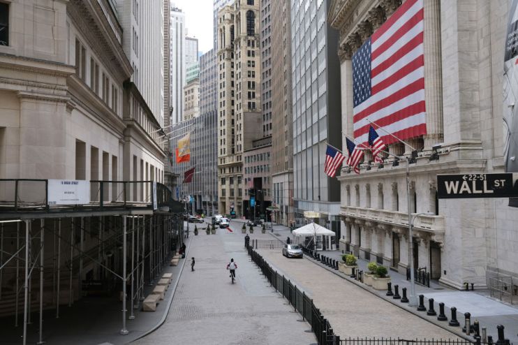 US stocks tumble amid oil market chaos