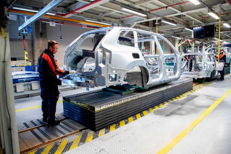 Swedish car maker Volvo said that it expected its business to bounce back strongly in the second half of the year after falling to a 989m Swedish crown (&pound;87m) loss for the first half.