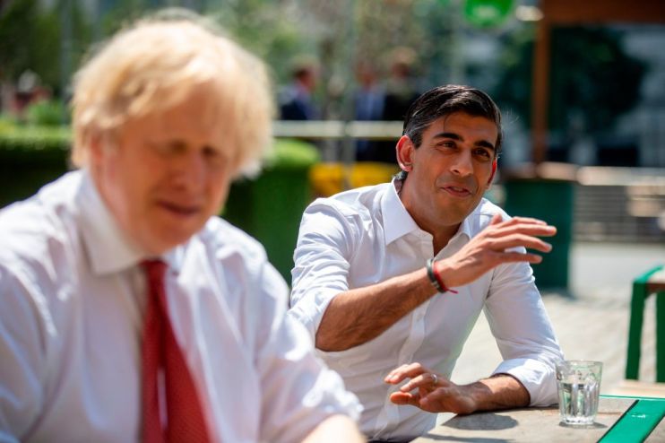 BRITAIN-HEALTH-VIRUS-POLITICS-LEISURE