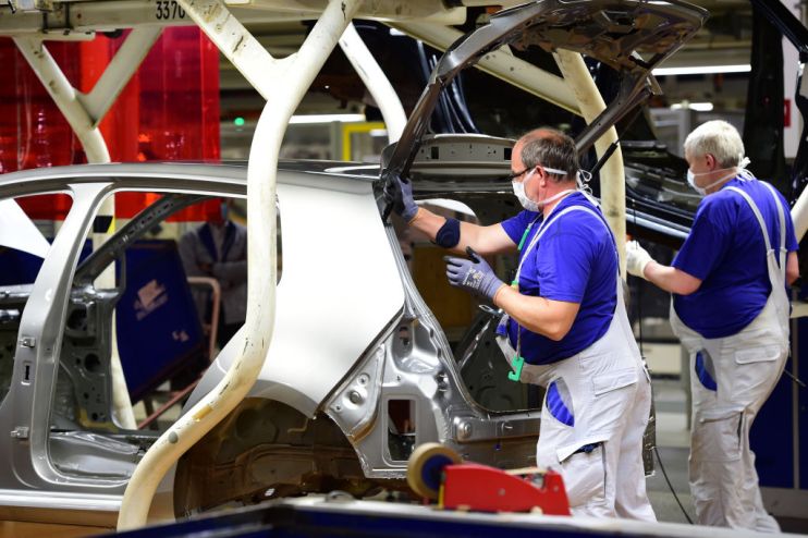 Eurozone manufacturing sector returns to growth