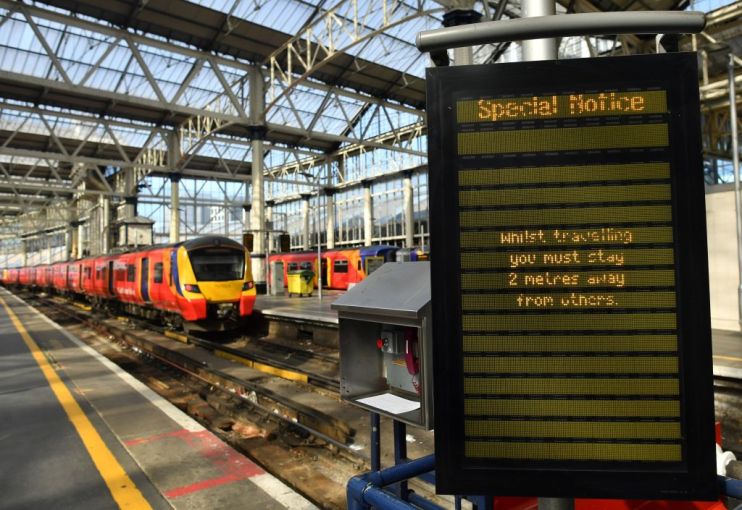Train franchise Southeastern will from next week tell passengers how busy their train is before they board to help them better observe social distancing rules.