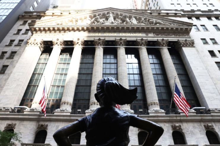 FTSE 100 gives up gains despite S
