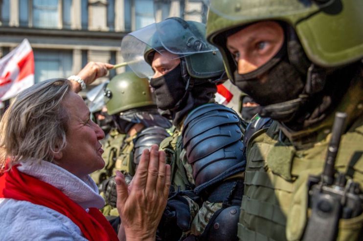 TOPSHOT-BELARUS-VOTE-UNREST-DEMO