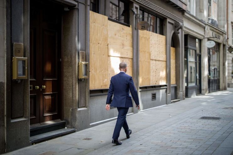 FTSE 100 rises as investors find hope after tough week