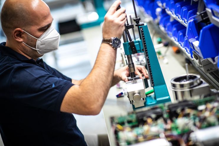 Merkel Visits Knauer Laboratory Instruments Manufacturer