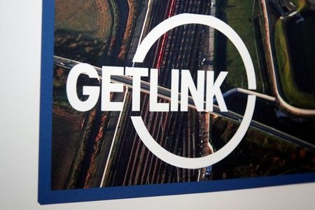 Channel Tunnel operator Getlink has today signed a deal with telecoms firm Colt to install a new fibre optic network through the cross-Channel link.