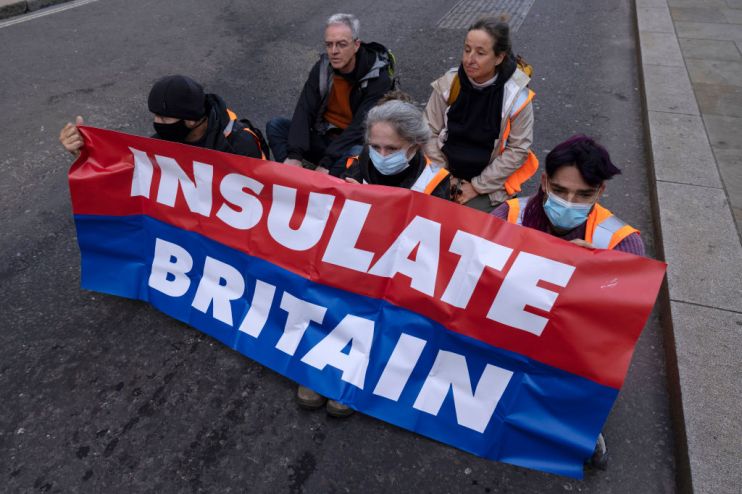 'Insulate Britain' Protesters Resume Blocking London Roads