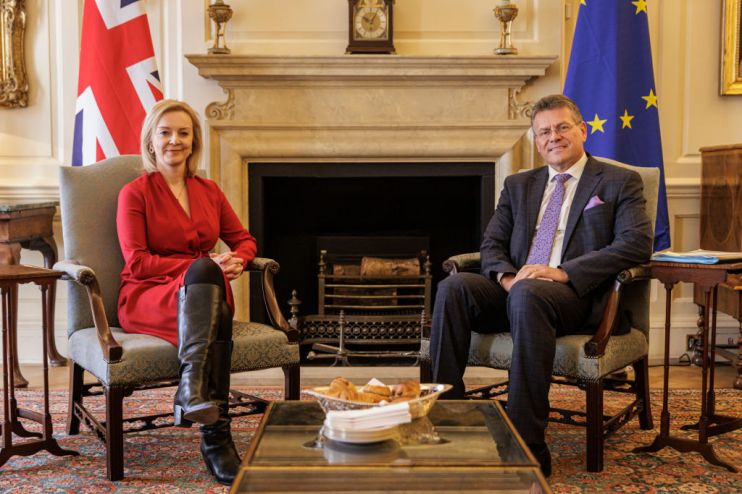 UK Foreign Secretary Hosts Northern Ireland Talks