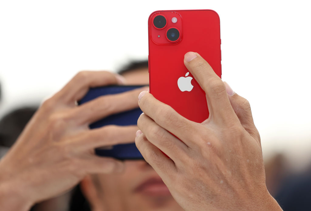Apples faces iPhone woes after Covid concerns in China  