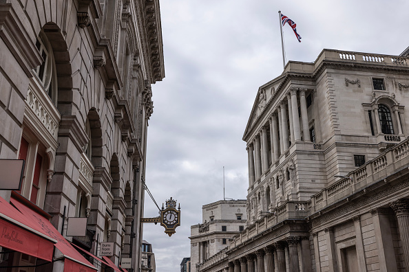 UK Economy Shrank Last Quarter, According To New Gov. Figures