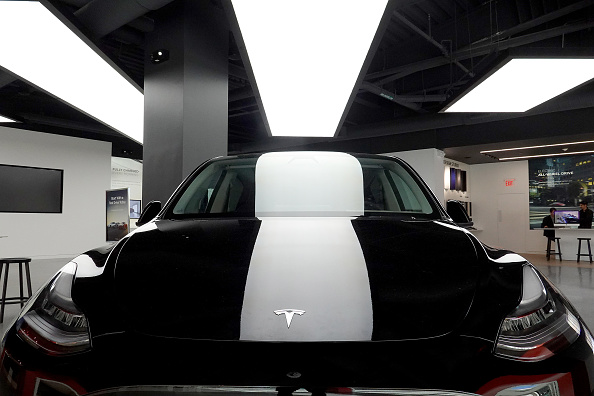 Electric Car Maker Tesla missed delivery targets