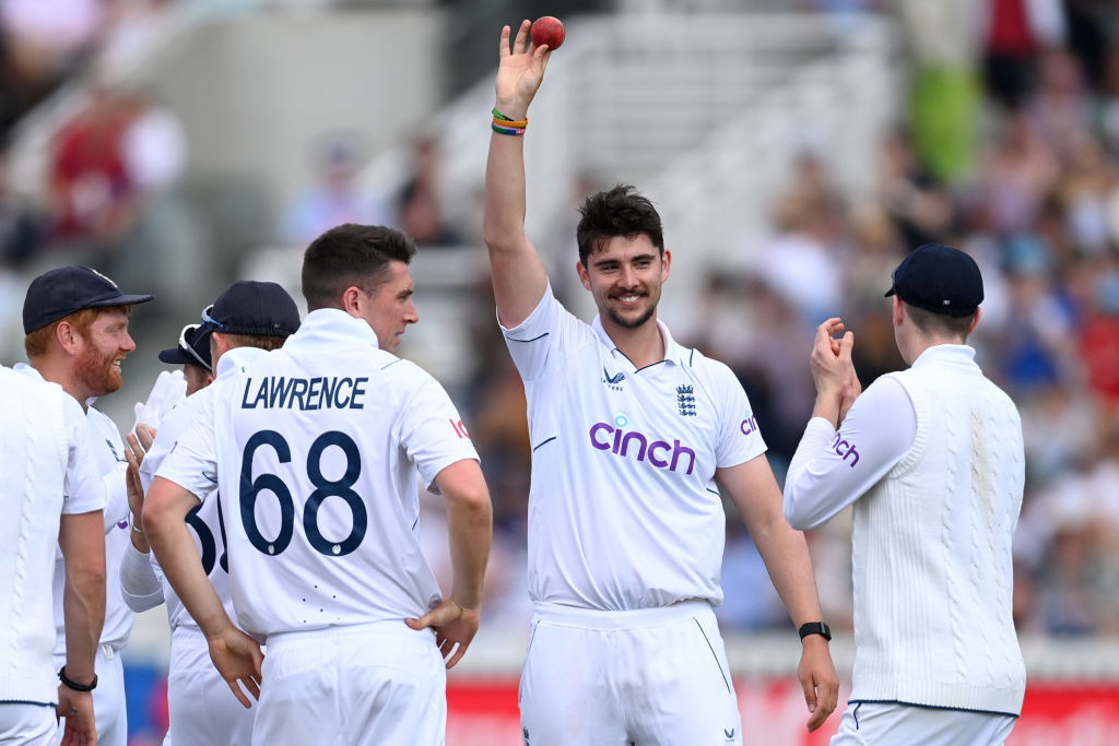 Josh Tongue will make his Ashes debut today at Lord&rsquo;s with the seamer England&rsquo;s only change for the second Test against Australia.