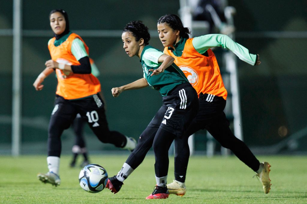 Senior figures in Saudi Arabian football have called on the country to host the Fifa Women&rsquo;s World Cup.
