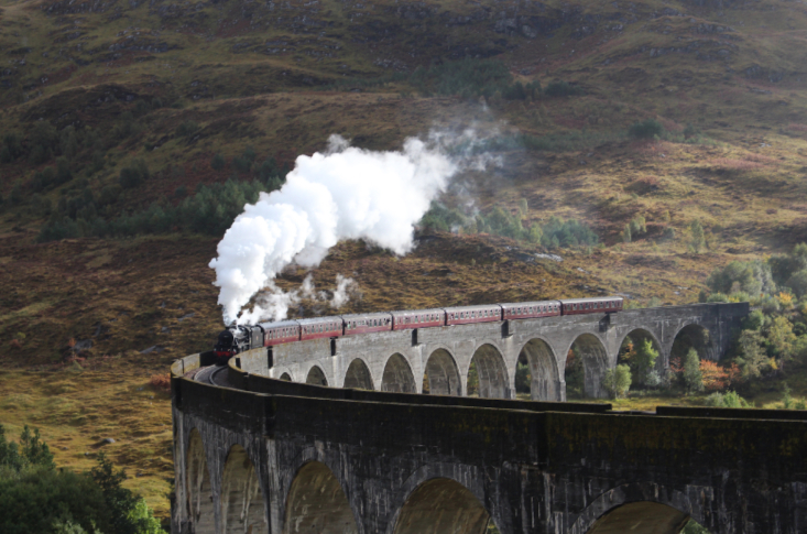 The Hogwarts Express: 'Black 5' No.45212 crossing Glenfinnan viaduct with The Jacobite Steam Train 05/10/18