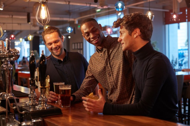 It is upon us again. The Six Nations brings people together over rugby, food, rivalries and, of course, Guinness. But what is there to do, and where? City PM have complied a list of the five hottest places to watch the rugby or attend dinners with legends here in London.