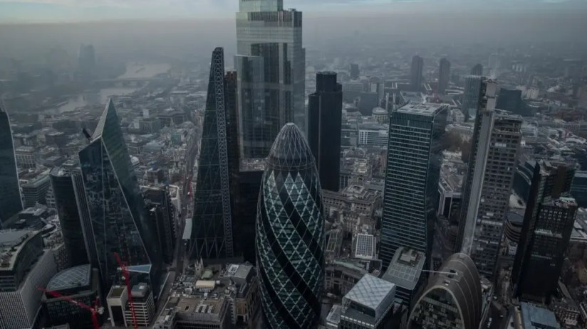Finance chiefs are losing faith in Labour's growth mission due to higher costs.