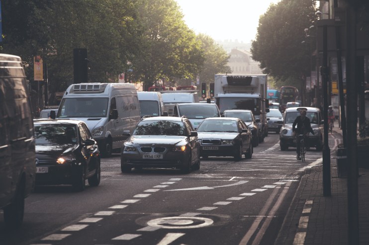 (Congestion builds up on the westbound side of the Euston Road. Matt Devine / Barcroft Media /Barcoft Media via Getty Image)