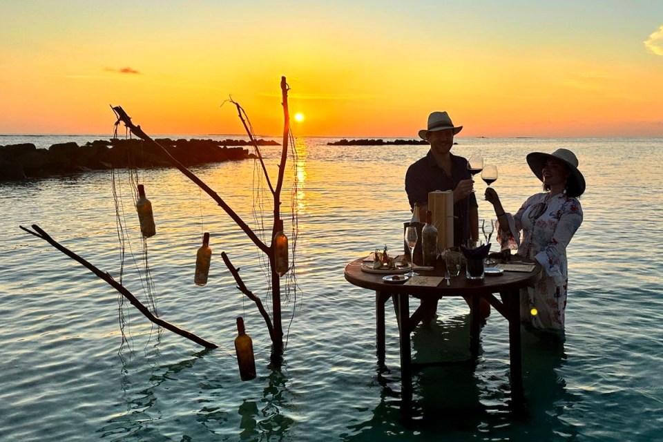 Diving for wine in The ocean paradise of the Maldives&nbsp;