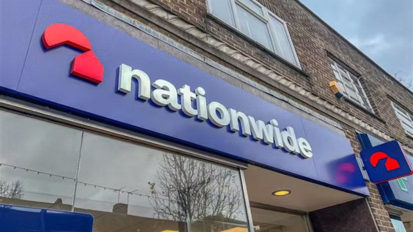 Nationwide hands customers &pound;100.